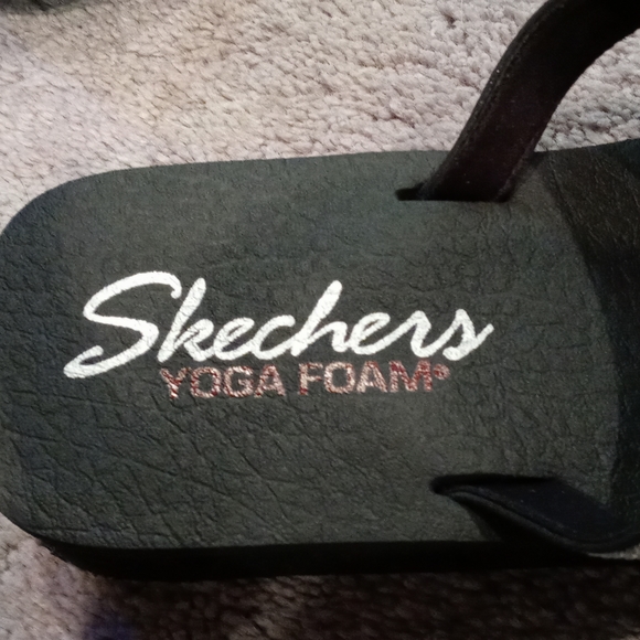 Skechers sparkly flip-flops - Picture 2 of 6